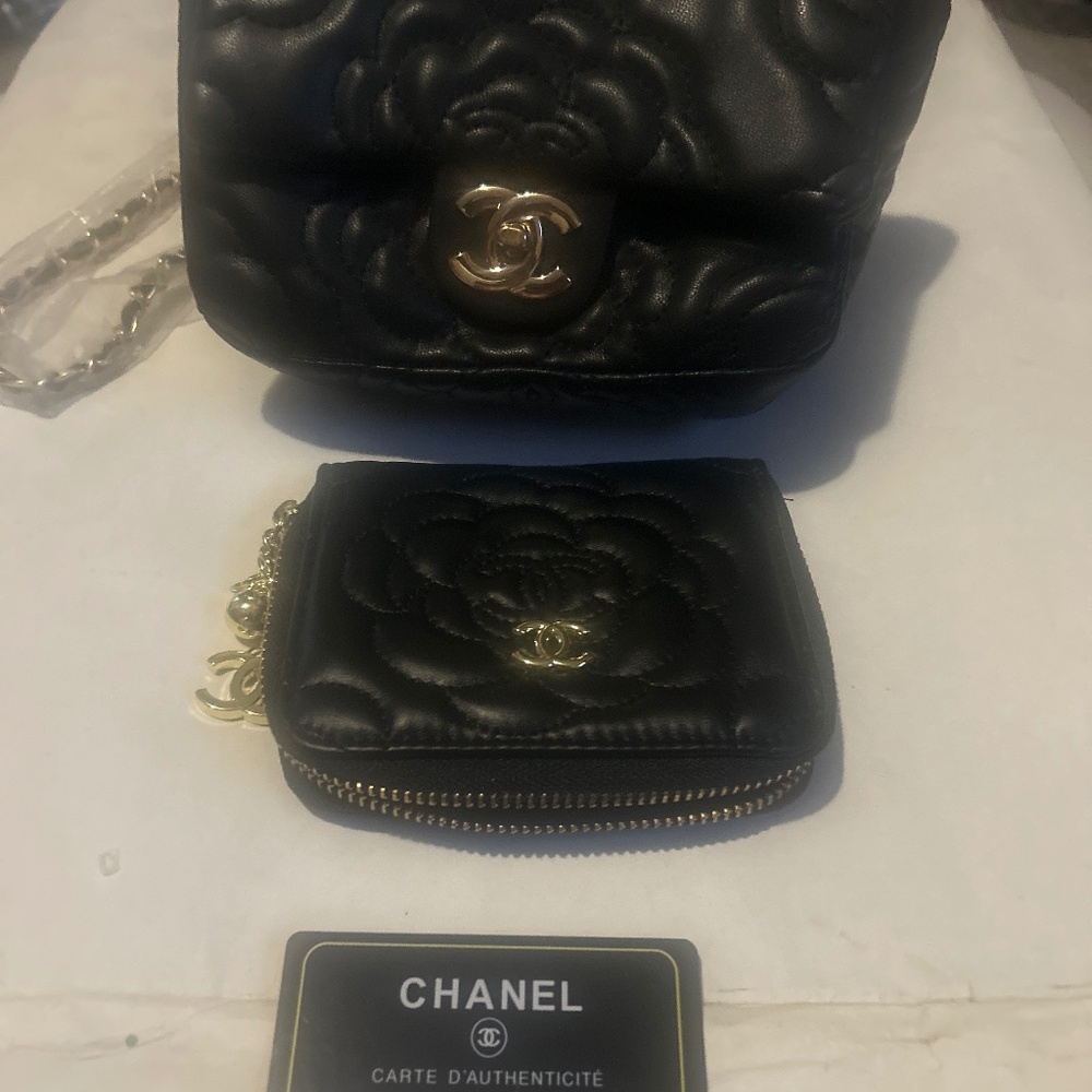 Chanel purse with wallet